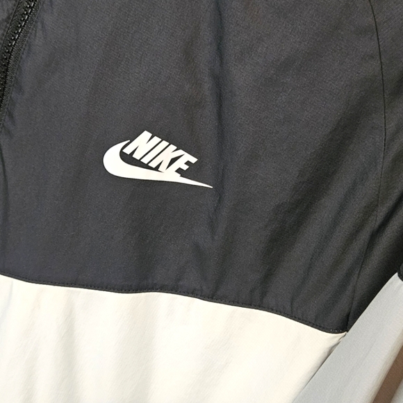 Nike Colorblock Athletic Jacket - Picture 2 of 6
